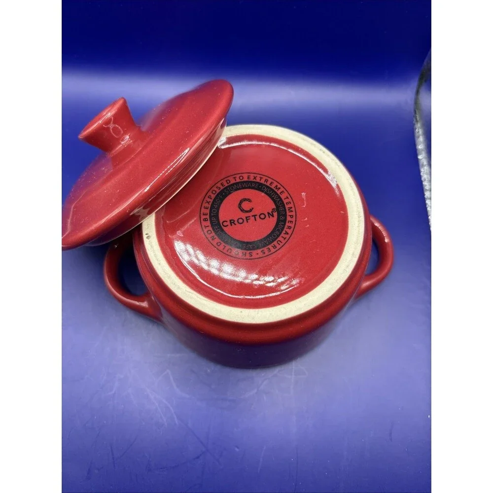 Crofton Mini Ceramic Casserole Dish w/Lid & Two Matching Ribbed Ramekins-Red Lot